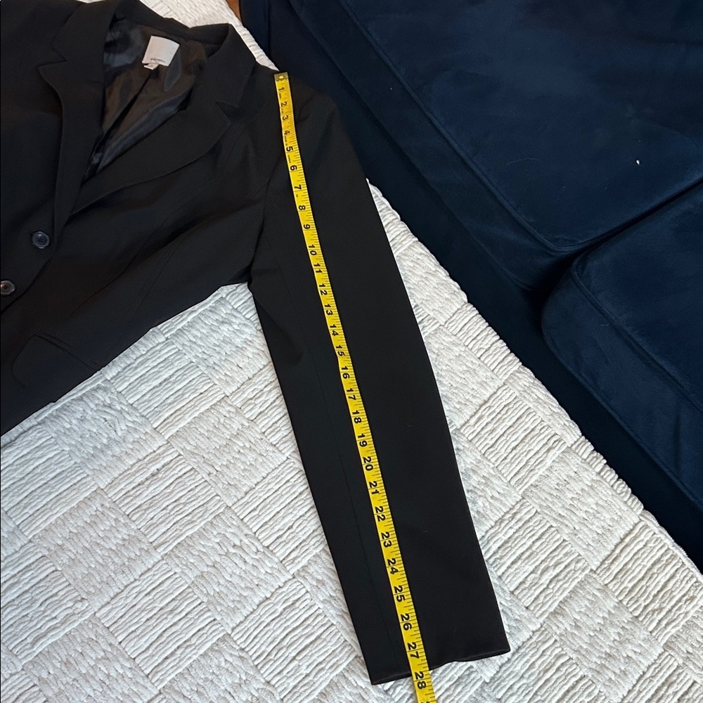 Halogen Cropped Three Button Black Blazer Jacket - image 6